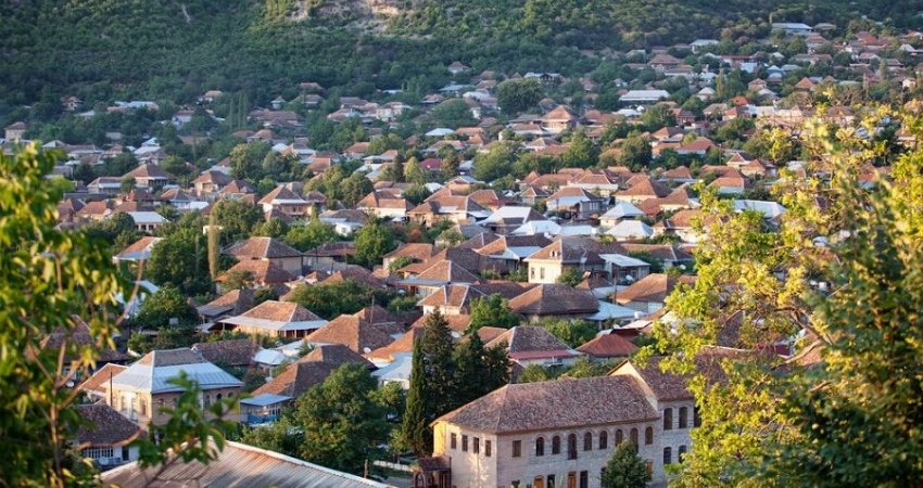Tour  Caucas-I Azerbaijan & Georgia