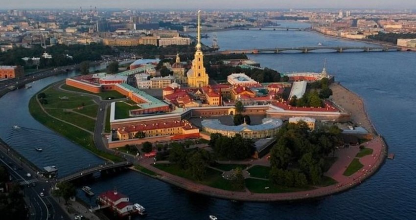 Tur RUSYA Beyaz Geceler - StPetersburg ve Moskova Red Arrow