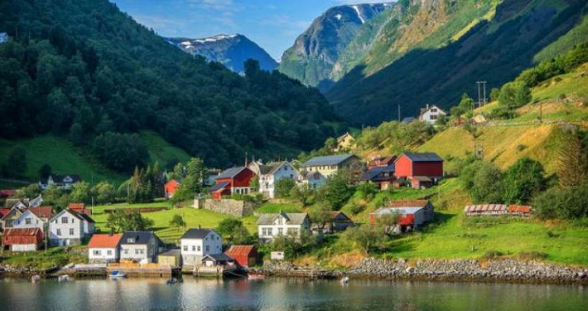 Tur NORVEÇ Fiyortlar, bizbize