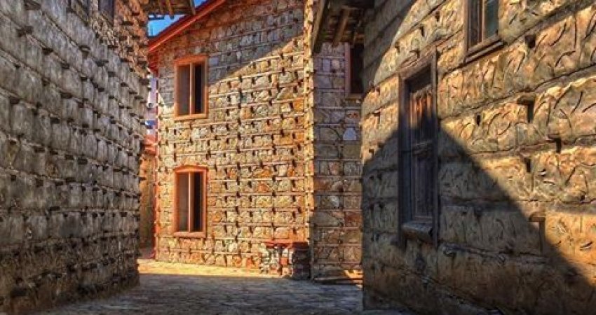 Tur Eskişehir, Frigya, Düğmeli Evler -1