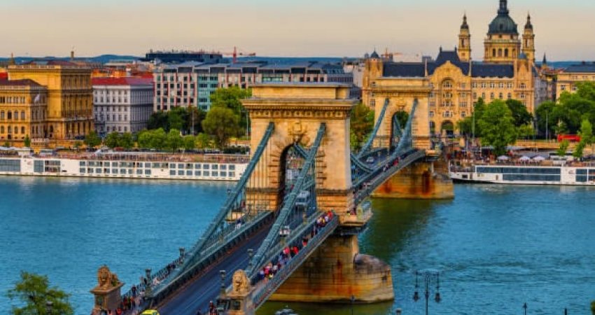 Tur Orta Avrupa Budapesteden Praga